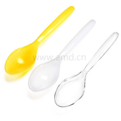 PP湯勺和硅膠湯勺哪個(gè)好 寶寶輔食勺子什么材質(zhì)好