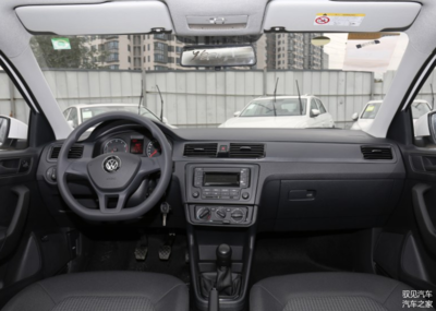 桑塔納汽車內(nèi)飾包裝